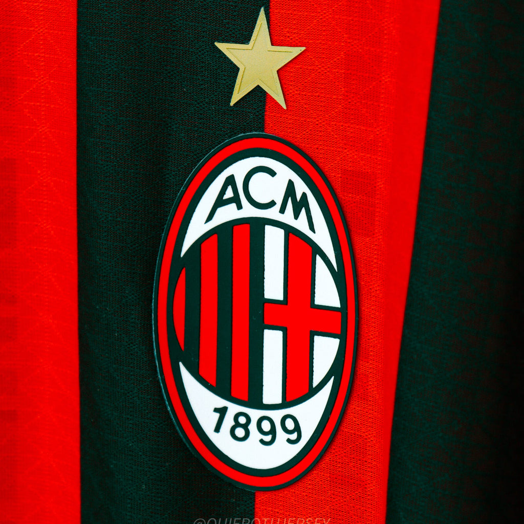 AC Milan 24/25 Local - Giménez #7