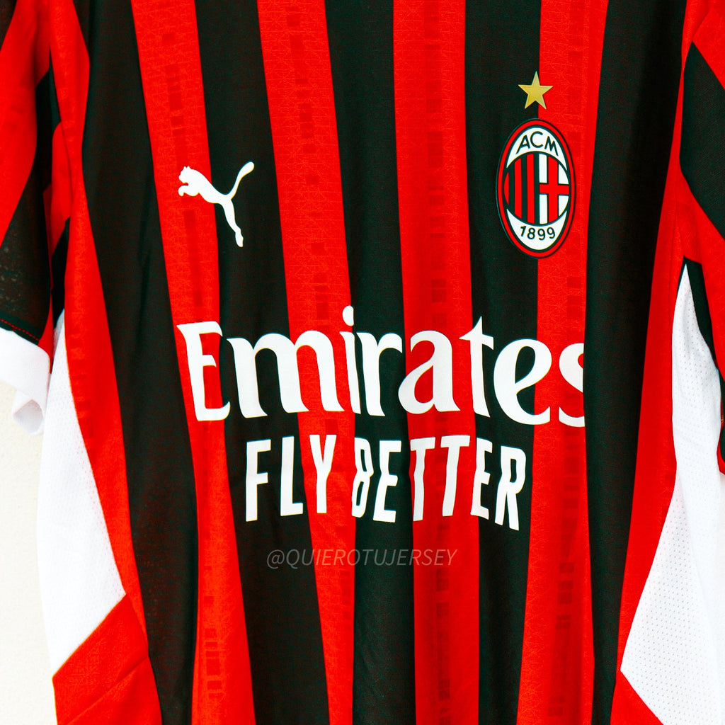 AC Milan 24/25 Local - Giménez #7