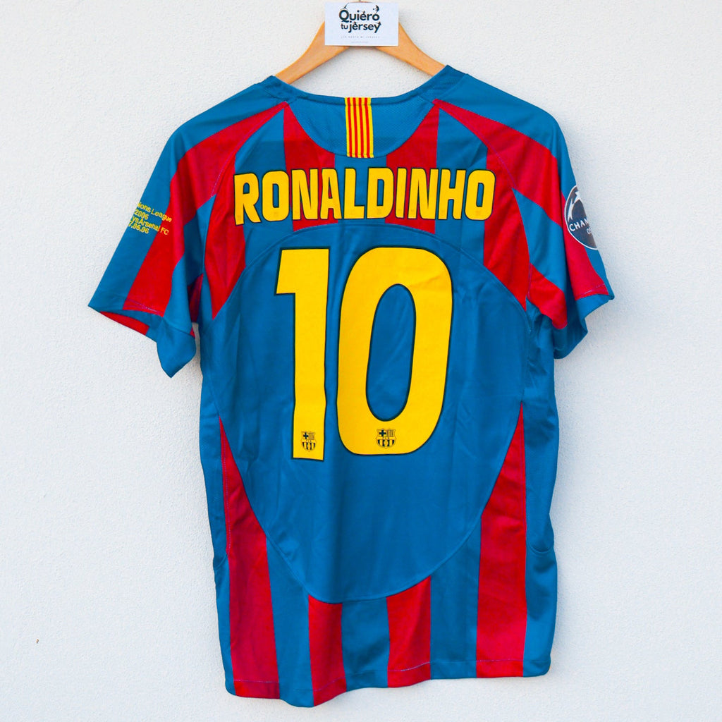 FC Barcelona 06/07 - Local