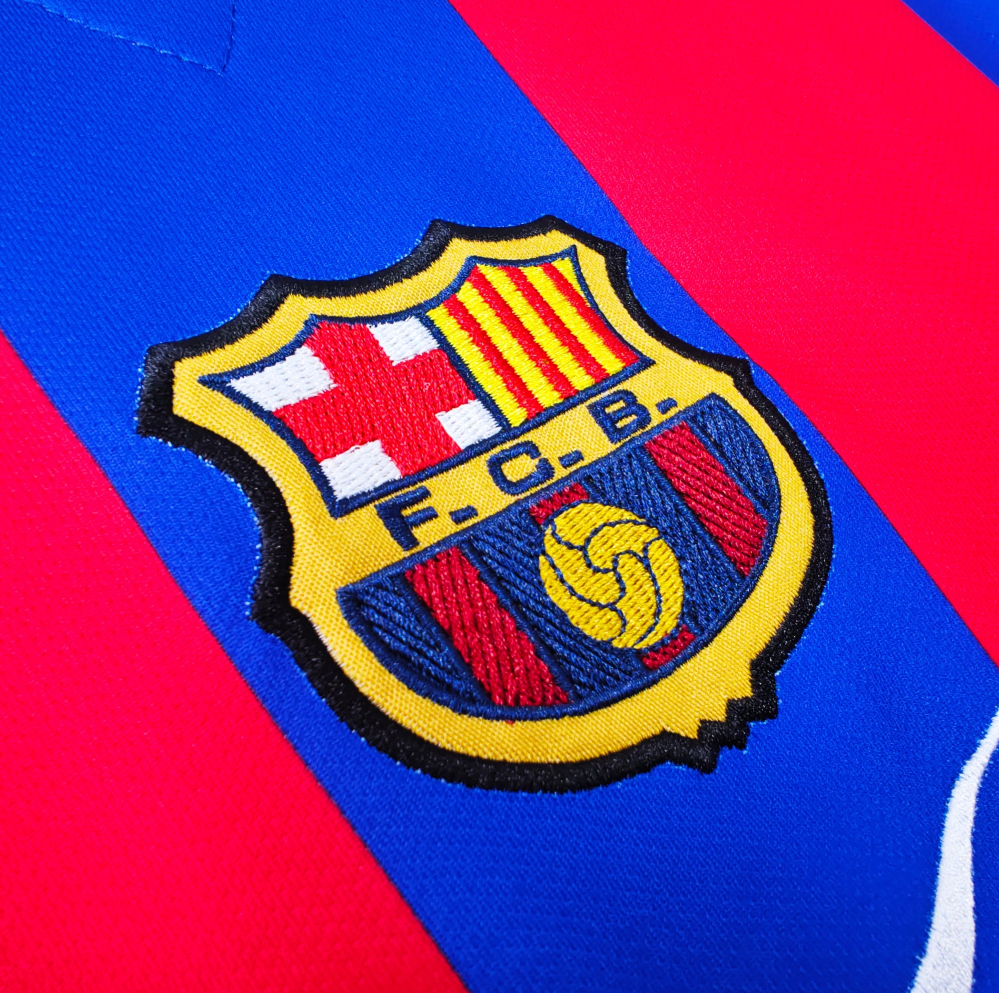 FC Barcelona 01/02 - Local