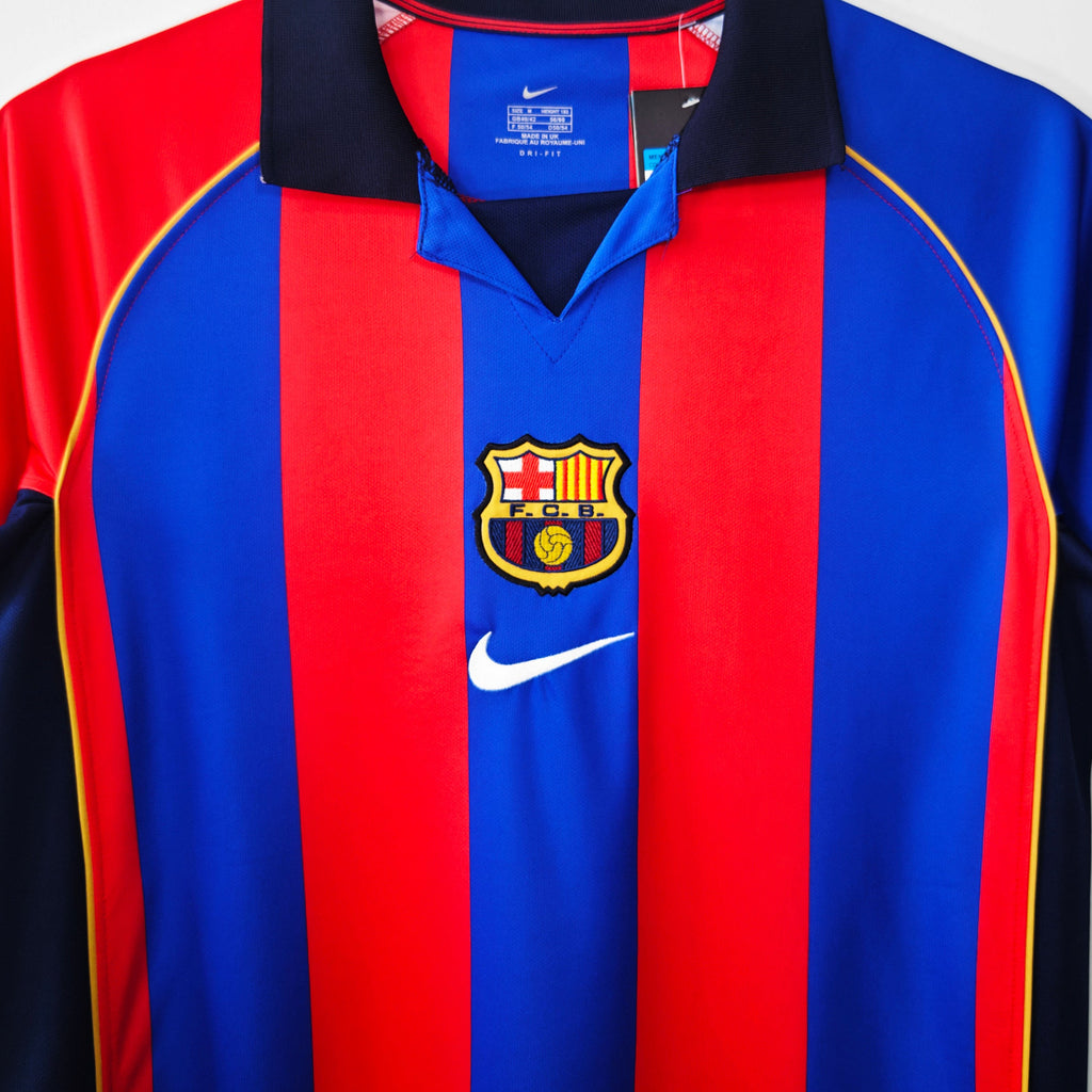 FC Barcelona 01/02 - Local