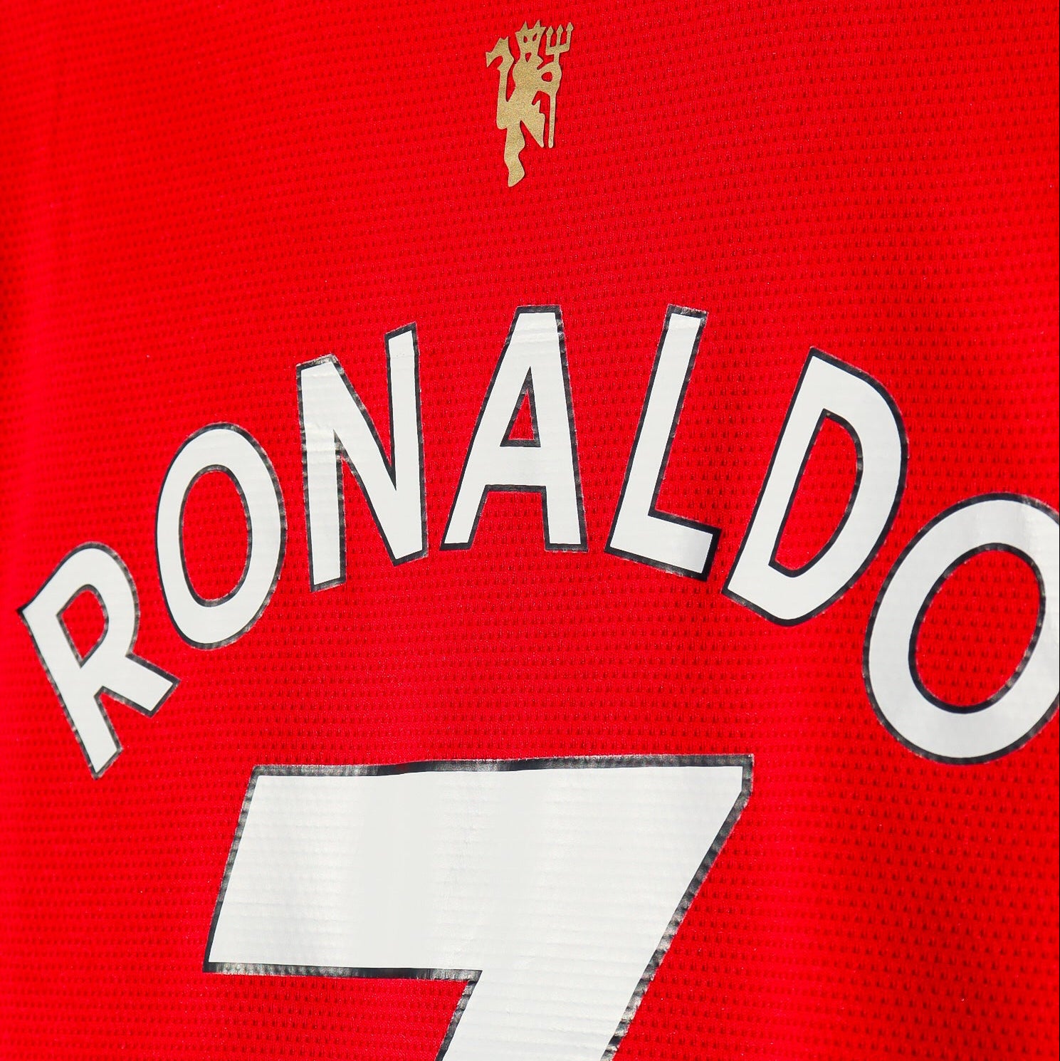 Manchester United 21/22- Local