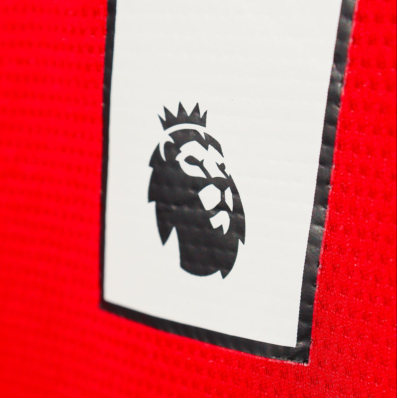 Manchester United 21/22- Local